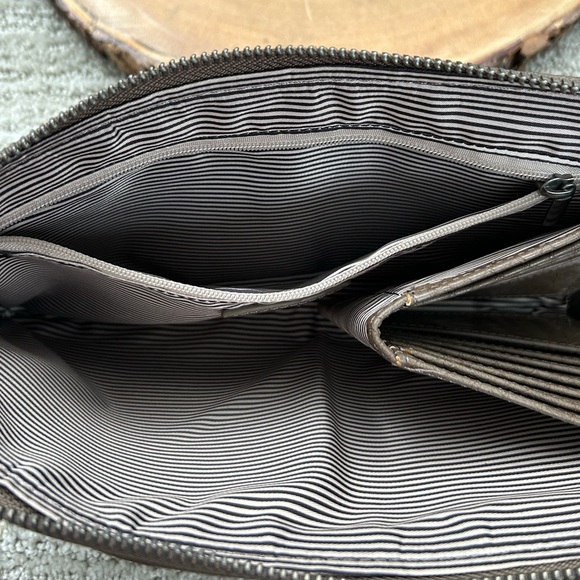 Joy Susan Tina Python Vegan Leather Zip Around Wristlet Clutch 10” x 6” NWOT. - Picture 11 of 16